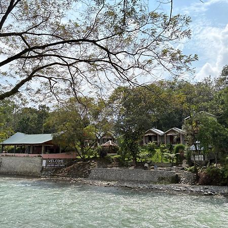 Asim Paris Guesthouse & Jungle Trekking بوكيت لاوانج المظهر الخارجي الصورة