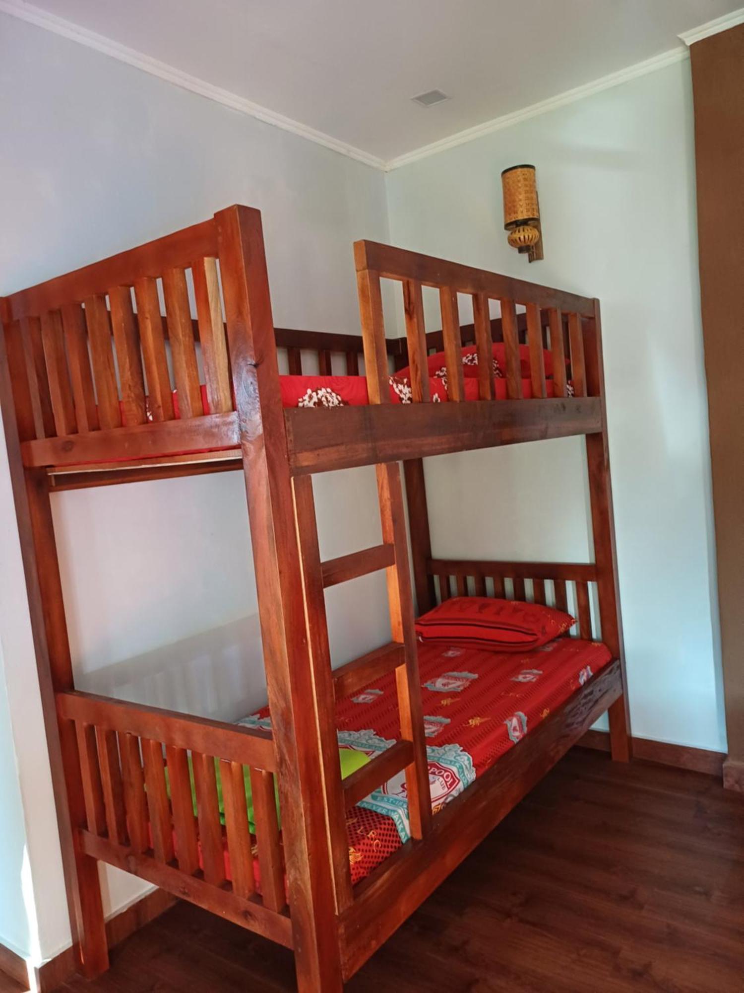 Asim Paris Guesthouse & Jungle Trekking بوكيت لاوانج المظهر الخارجي الصورة