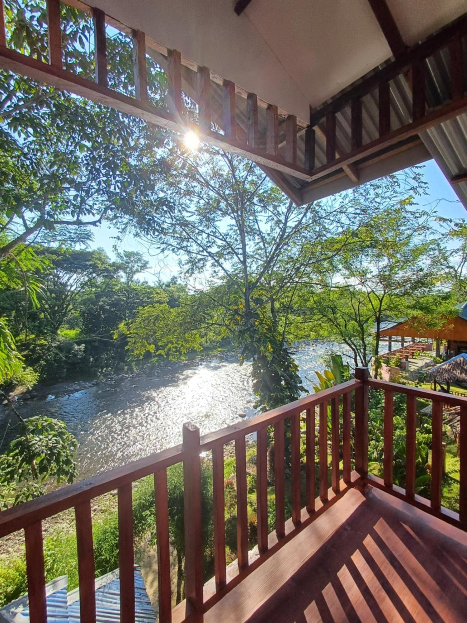 Asim Paris Guesthouse & Jungle Trekking بوكيت لاوانج المظهر الخارجي الصورة